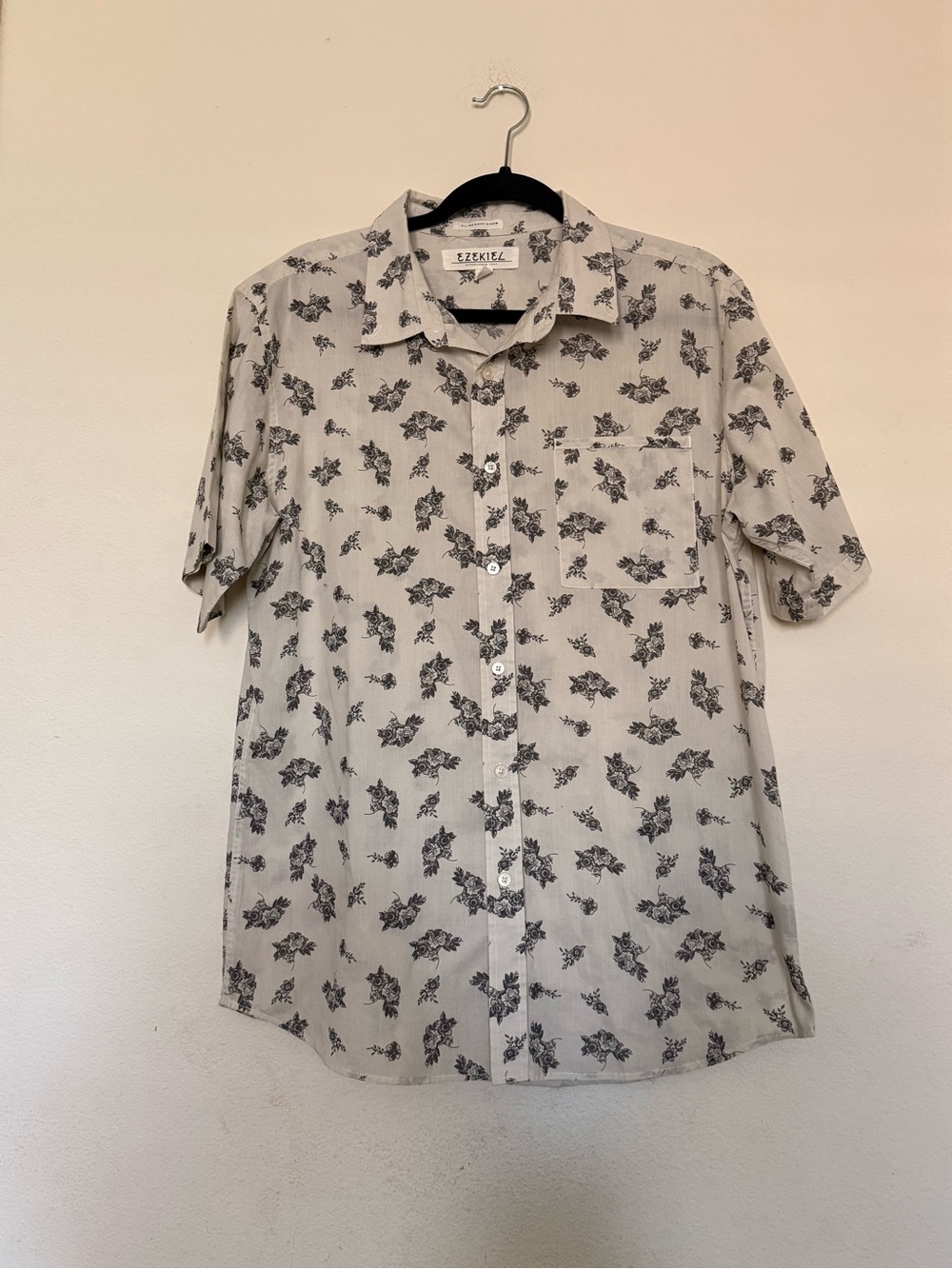 Ezekiel Men's Short-Sleeve Floral Shirt in Cream